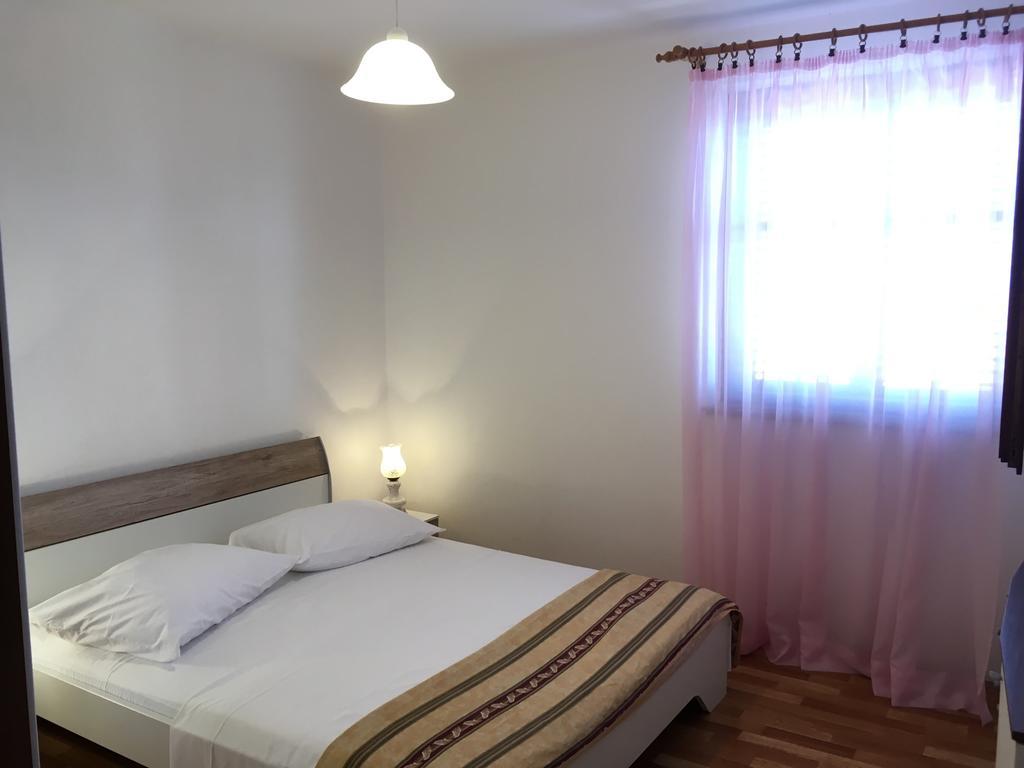 Apartment Marina مالي لوشينغْ المظهر الخارجي الصورة